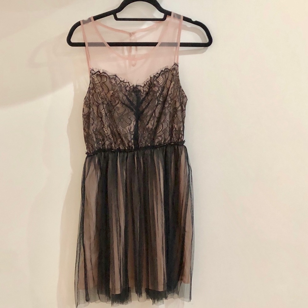 Lacey cocktail dress